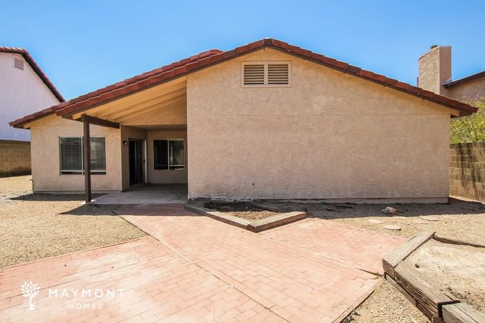 2102 E Sheena Dr - Photo 3 of 3