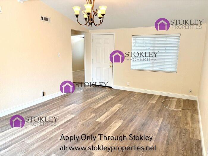 3378 Moretti Dr - Photo 4 of 38
