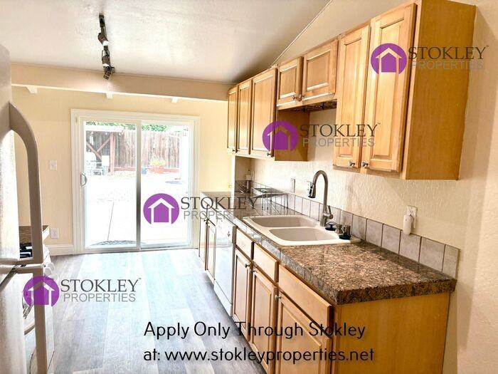 3378 Moretti Dr - Photo 7 of 38
