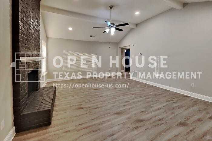 114 Liberty Dr - Photo 5 of 20