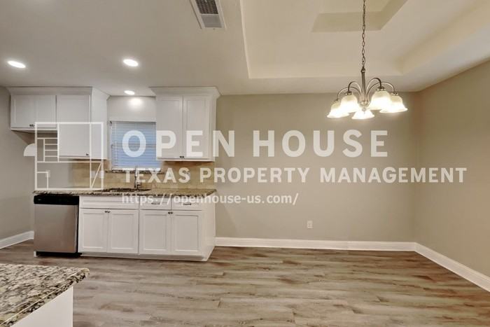 114 Liberty Dr - Photo 6 of 20