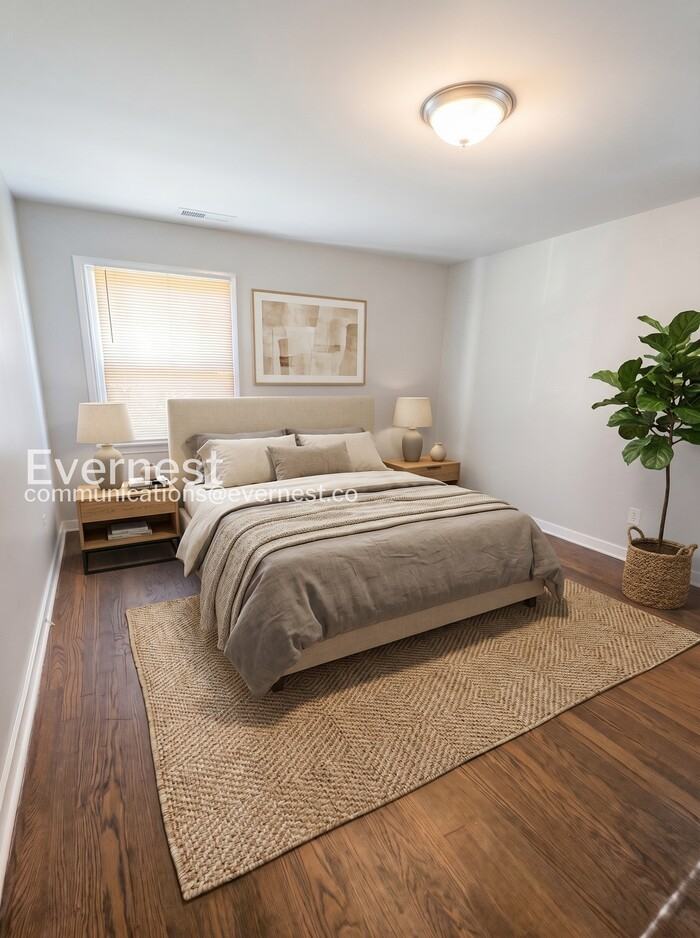 5725 Avenue O - Photo 4 of 22