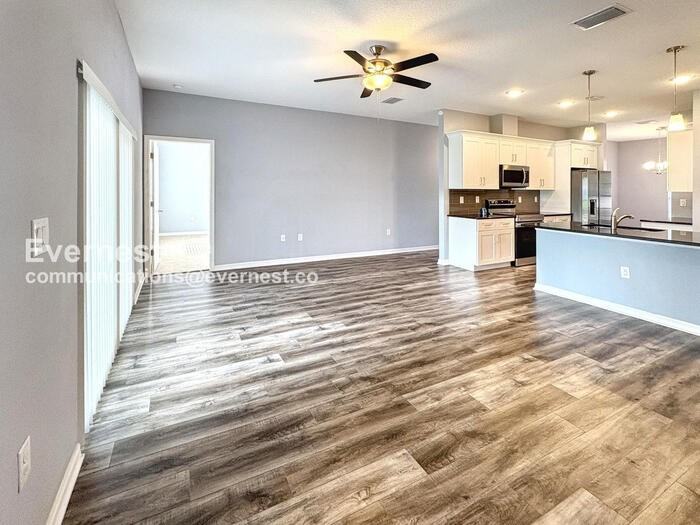 5575 113th St - Photo 5 of 24