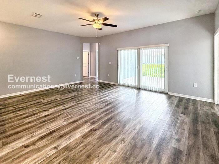 5575 113th St - Photo 6 of 24