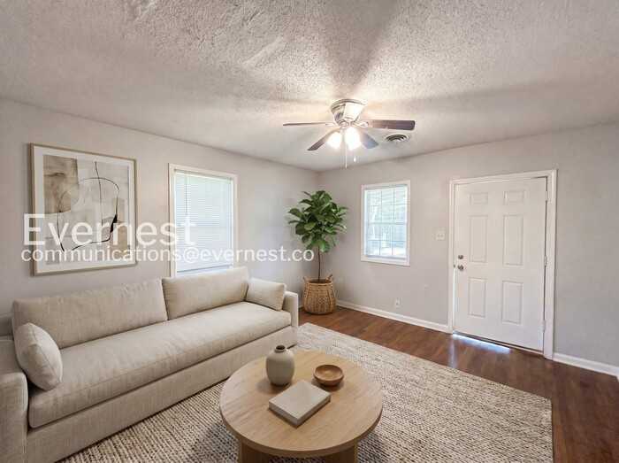 362 Hewlett Rd - Photo 2 of 28