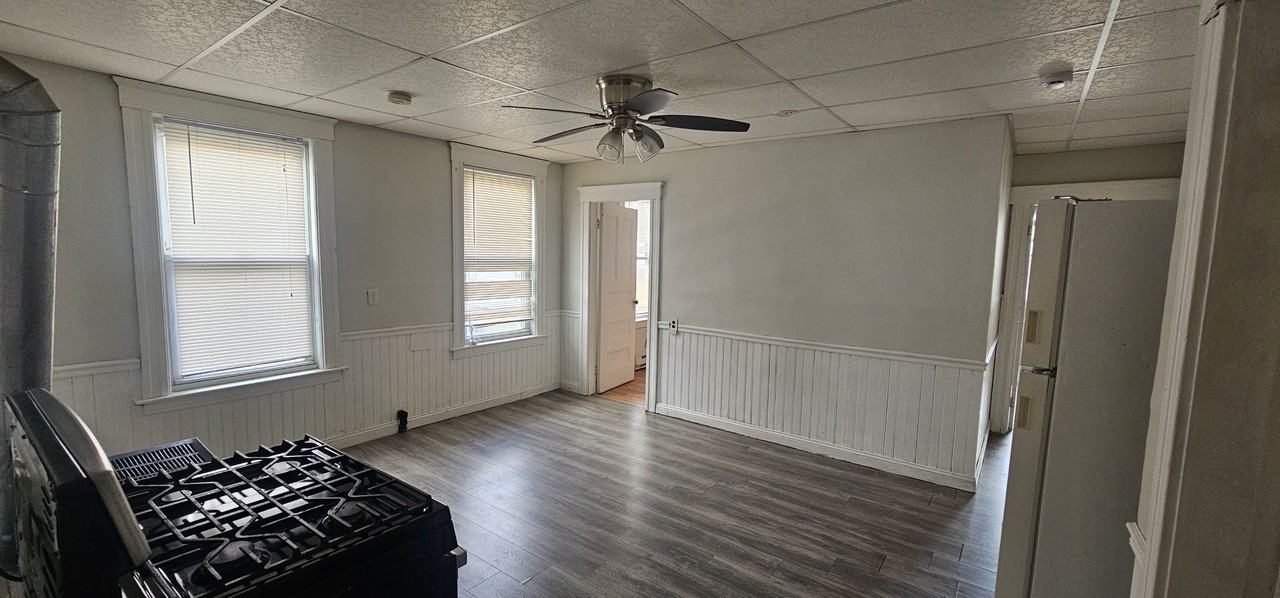 101 Providence St #2ndFL - Photo 6 of 13