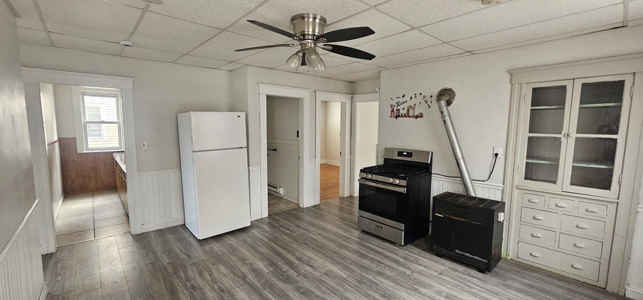 101 Providence St #2ndFL - Photo 7 of 13
