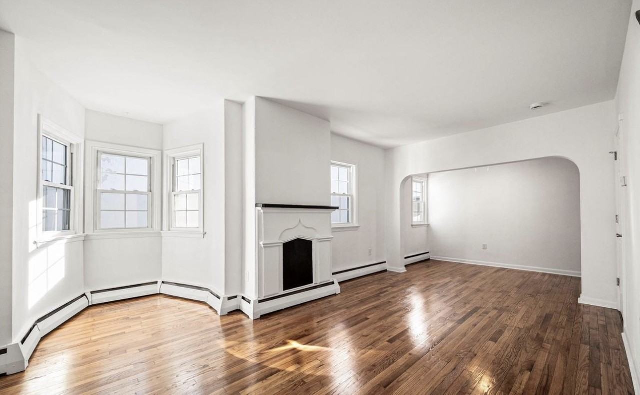 228 Church St - Photo 2 of 19