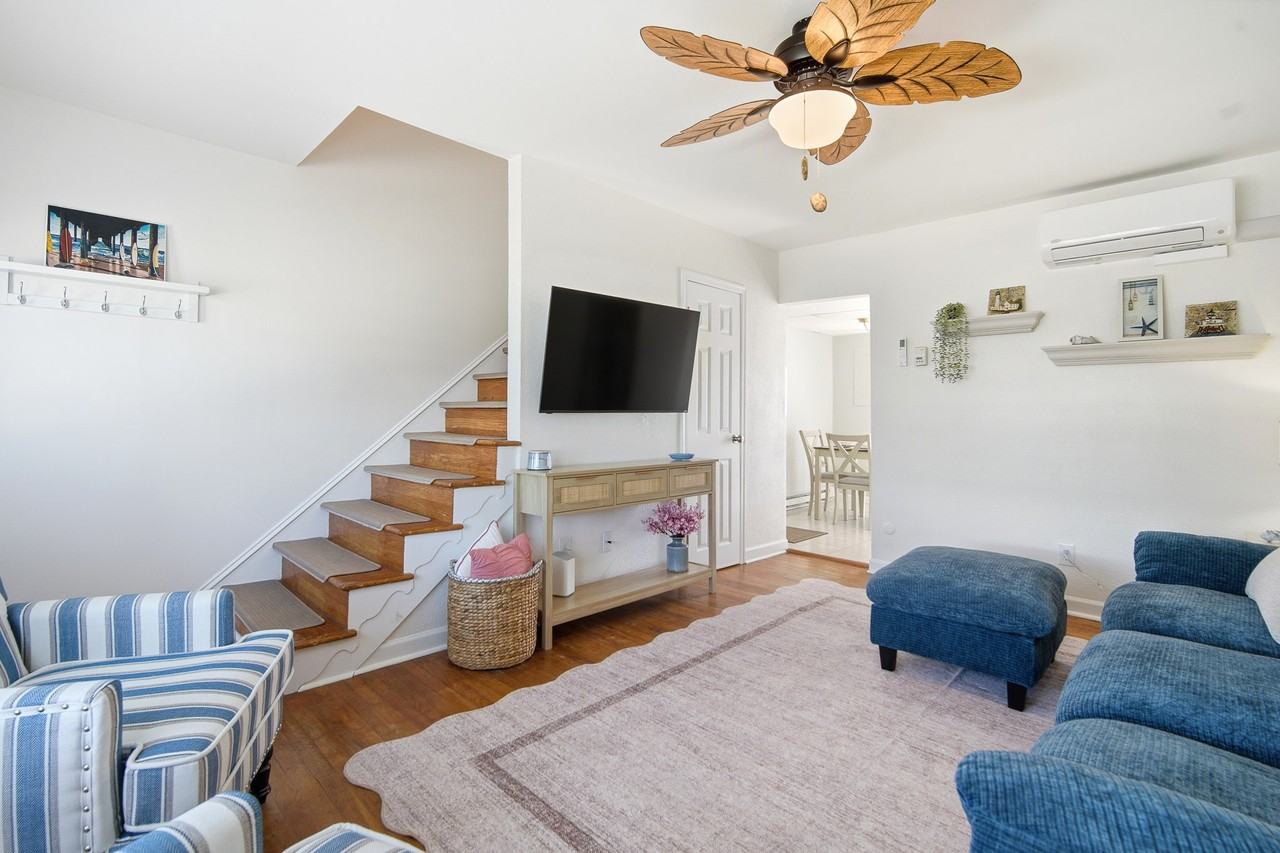 3300 W Brigantine Ave #9 - Photo 3 of 20