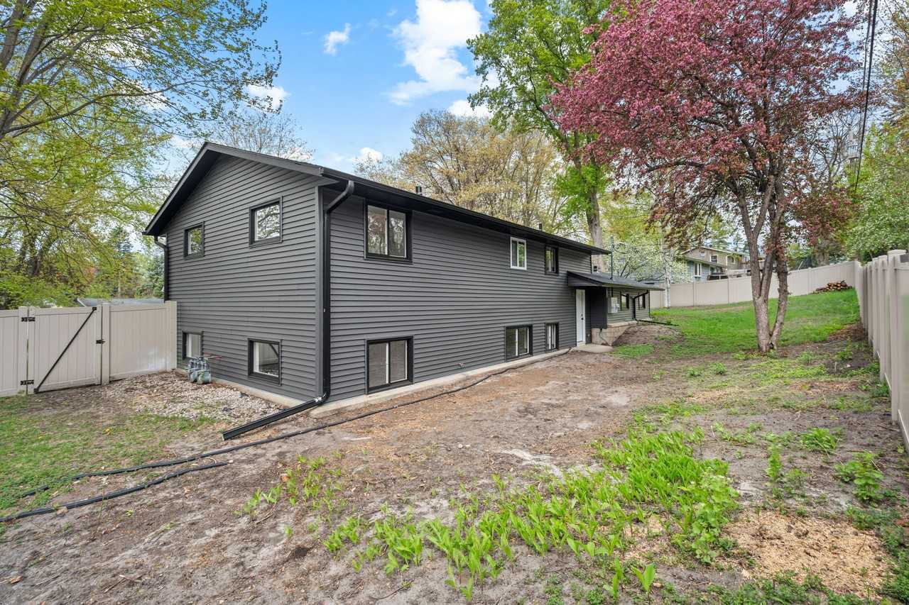 60 Inglewood St #NA - Photo 5 of 22