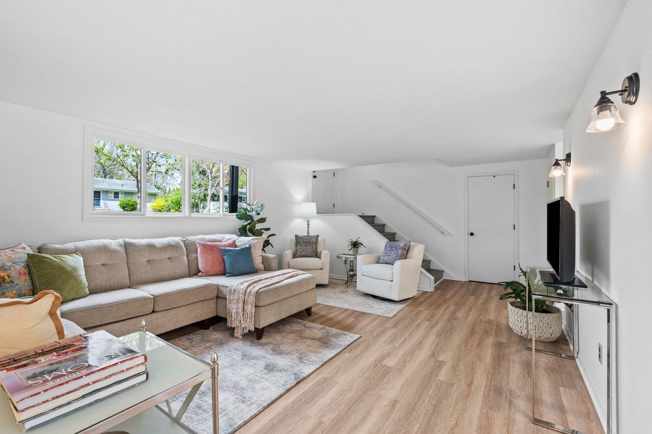 60 Inglewood St #NA - Photo 7 of 22