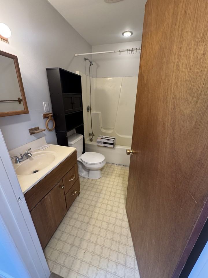 1151 Spring Street Ext #1 - Photo 6 of 8