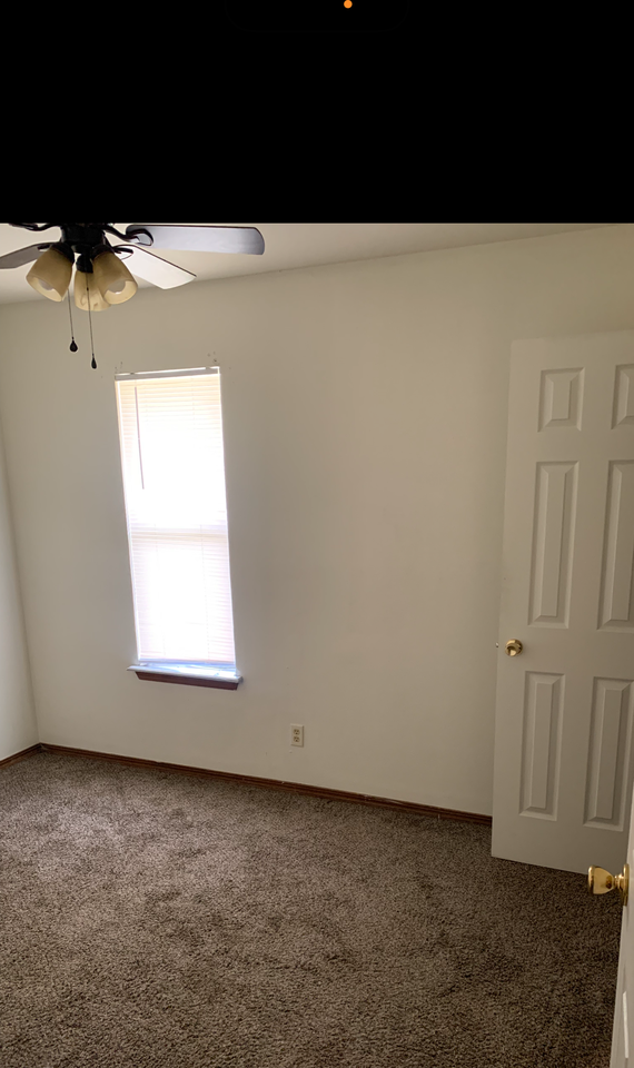 2531 E Cedar Ave #NA - Photo 5 of 9
