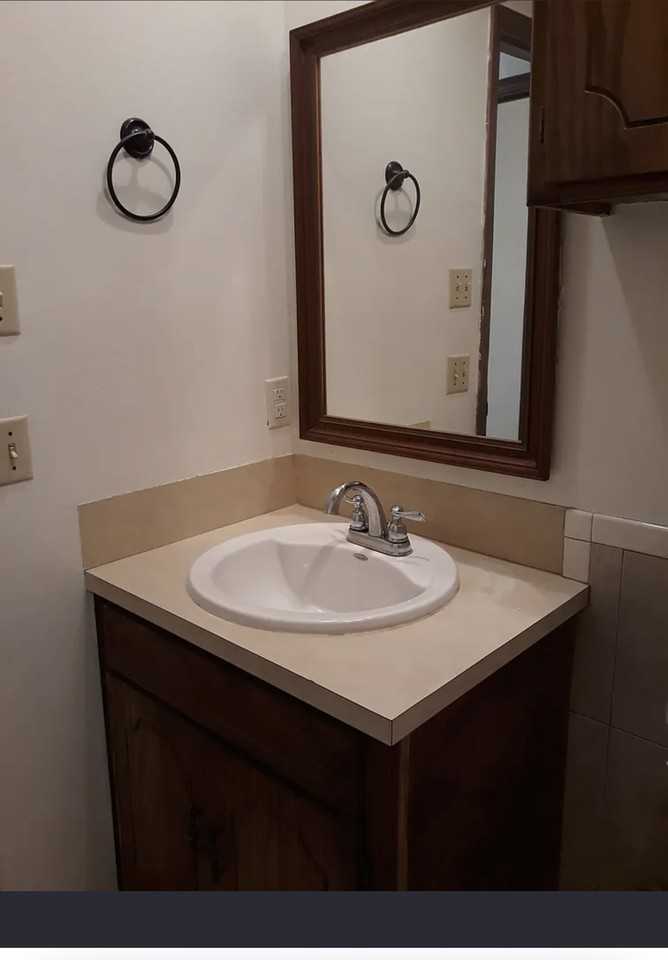 2531 E Cedar Ave #NA - Photo 6 of 9