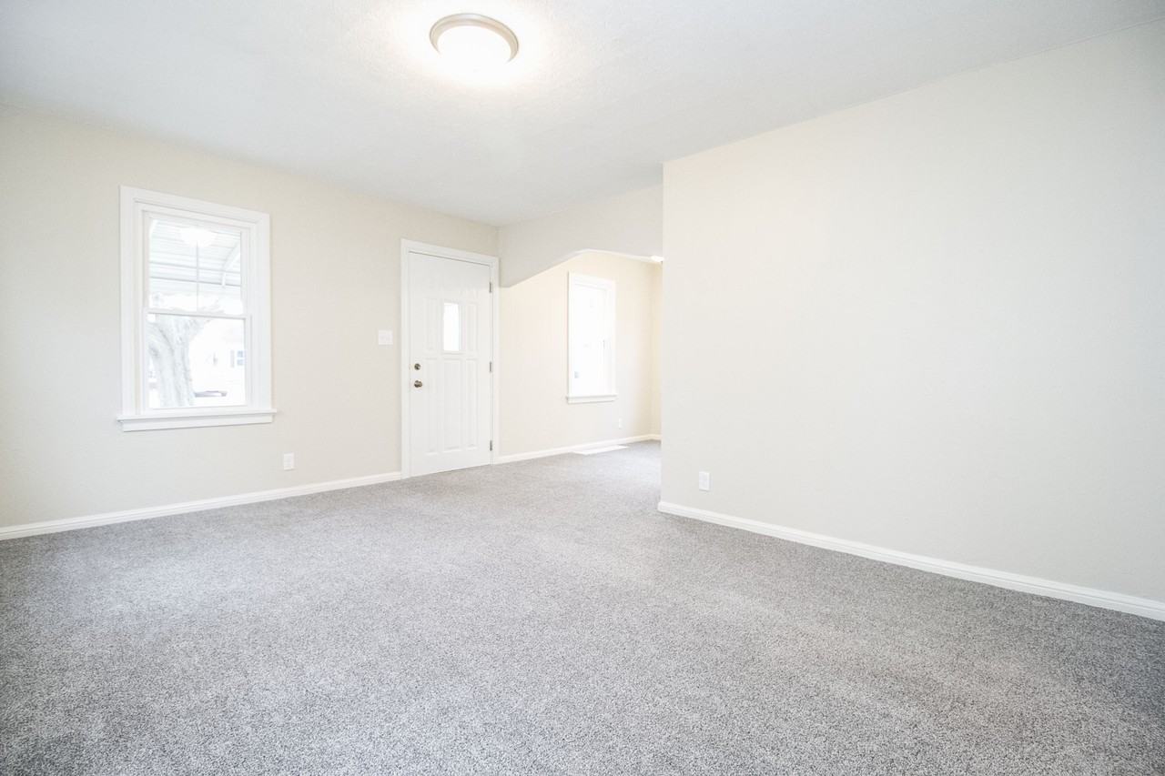 244 Sunset Blvd #NA - Photo 3 of 24