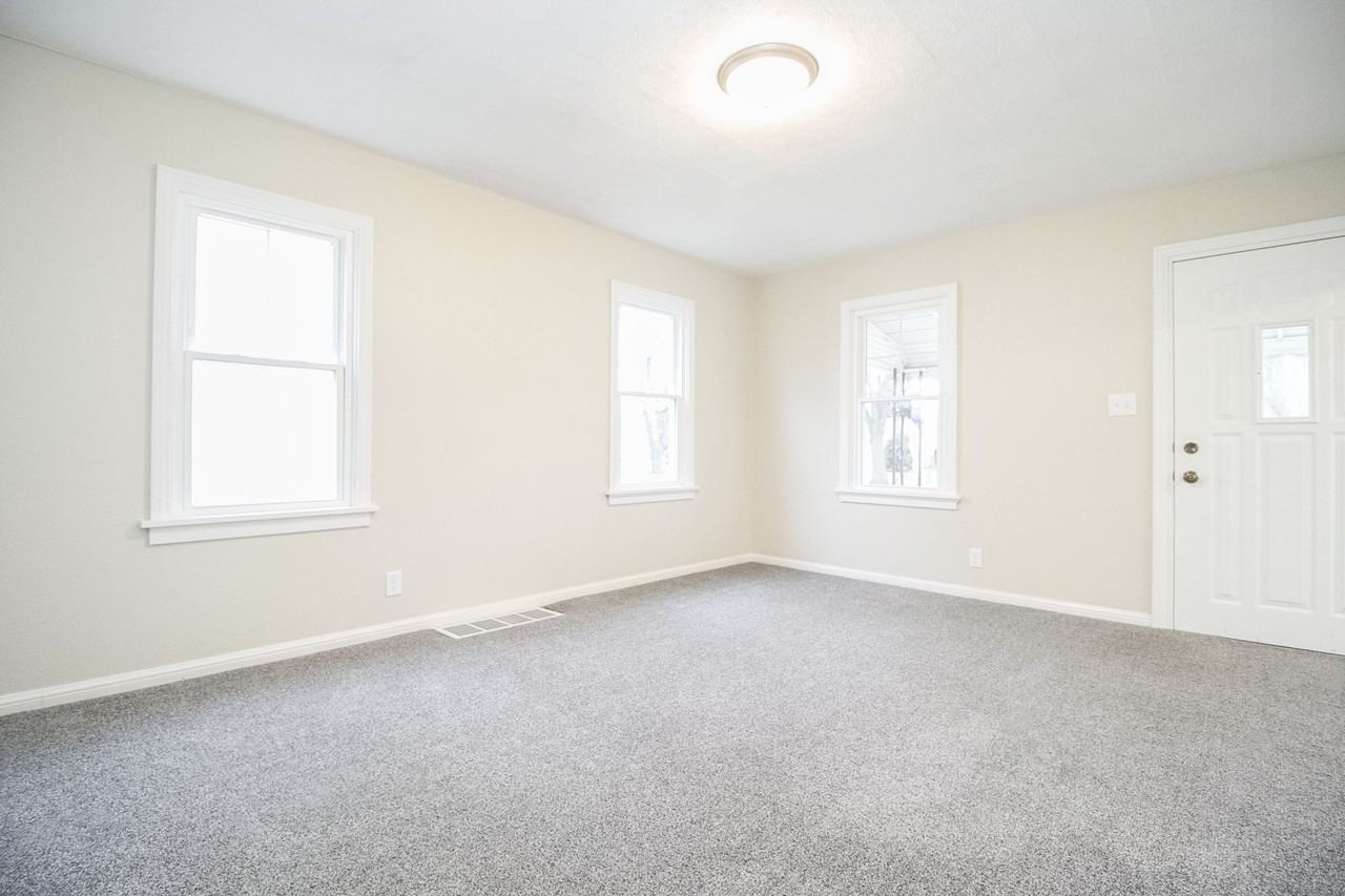 244 Sunset Blvd #NA - Photo 4 of 24