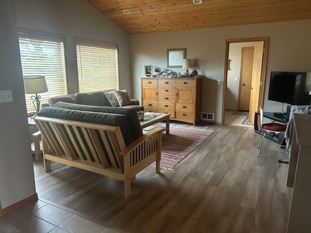 1909 Nw Coracle St #NA - Photo 4 of 15