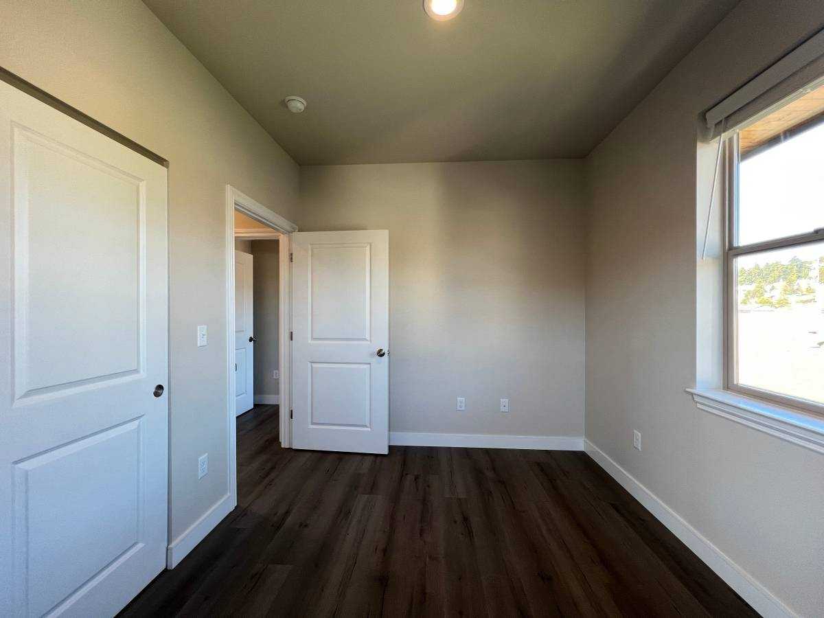 3069 Smith Ln - Photo 7 of 22