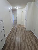 3638 London Loop Ne #NA - Photo 1 of 1