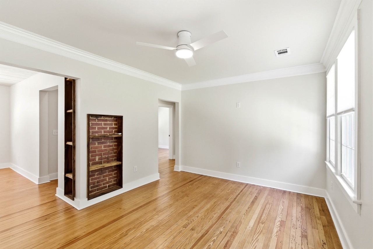 413 Meritta Ave #NA - Photo 6 of 38