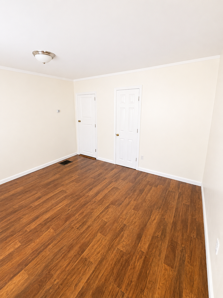 718 Dyer Ave - Photo 5 of 12