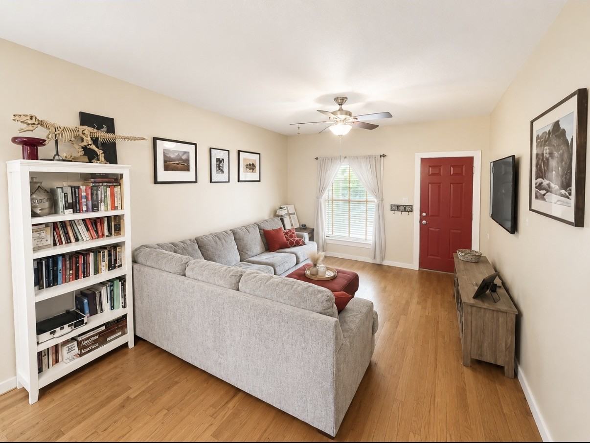 524 S Millwood St #NA - Photo 3 of 16