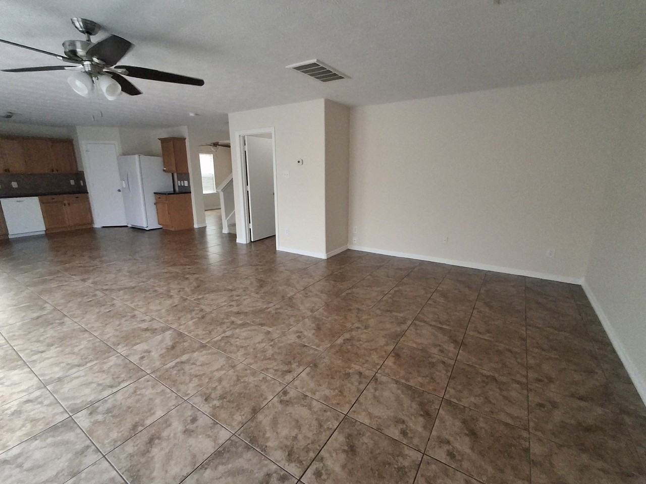 4513 Upland Circle Dr #NA - Photo 4 of 24