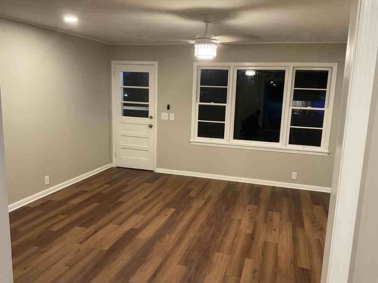 600 Sw Range Ave #NA - Photo 2 of 3