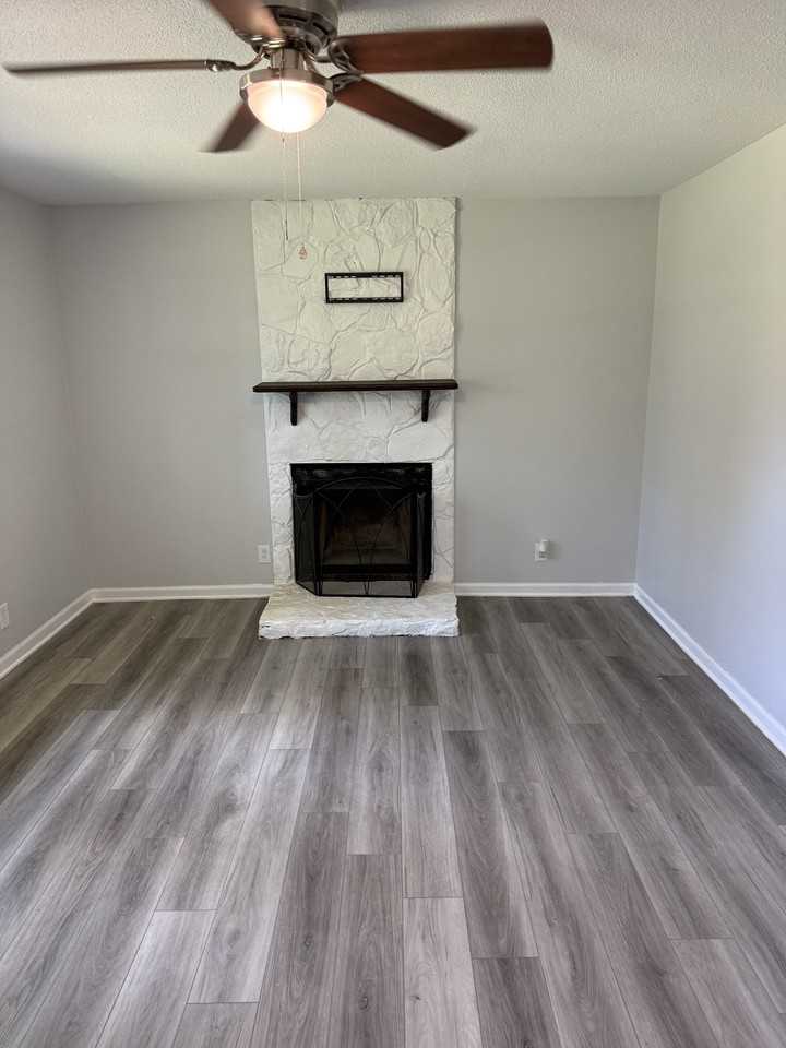 14014 Valley Rd #NA - Photo 6 of 12