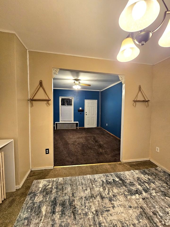 1253 W Arch St #NA - Photo 3 of 7