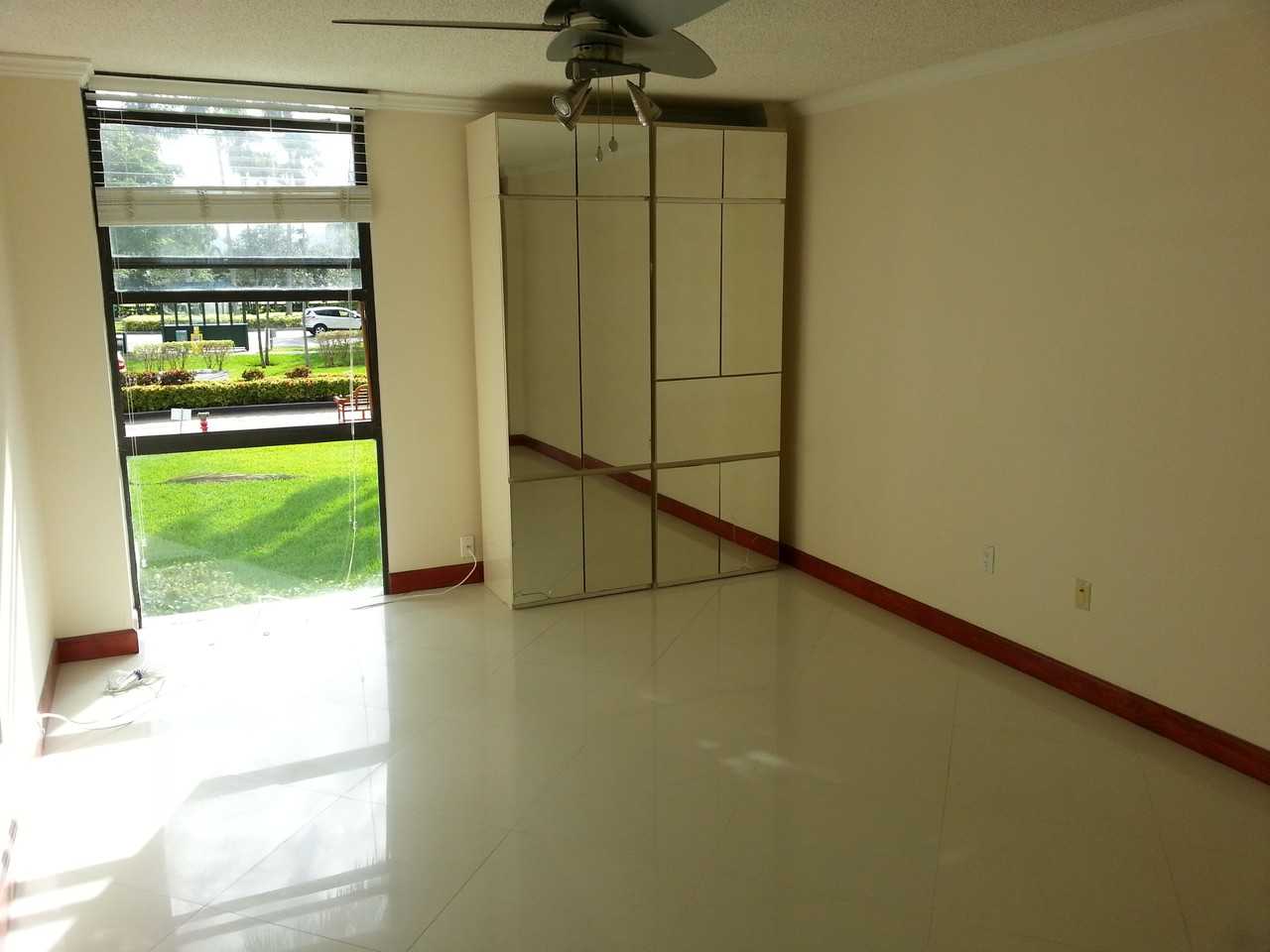 E Country Club Dr #108 - Photo 5 of 24