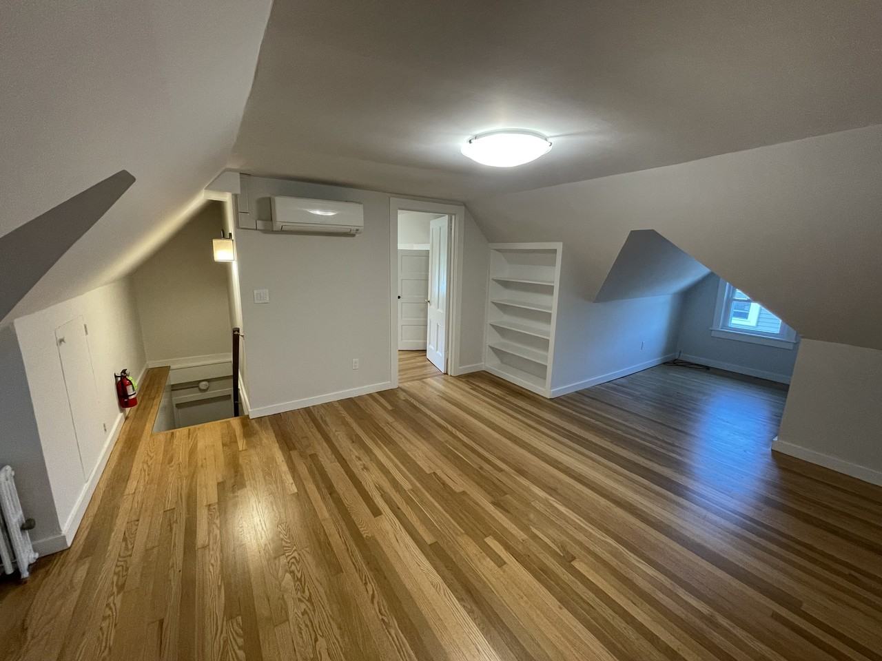 149 W Cliff St #3 - Photo 3 of 10