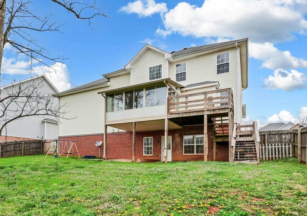 2552 Hattington Dr #NA - Photo 3 of 16