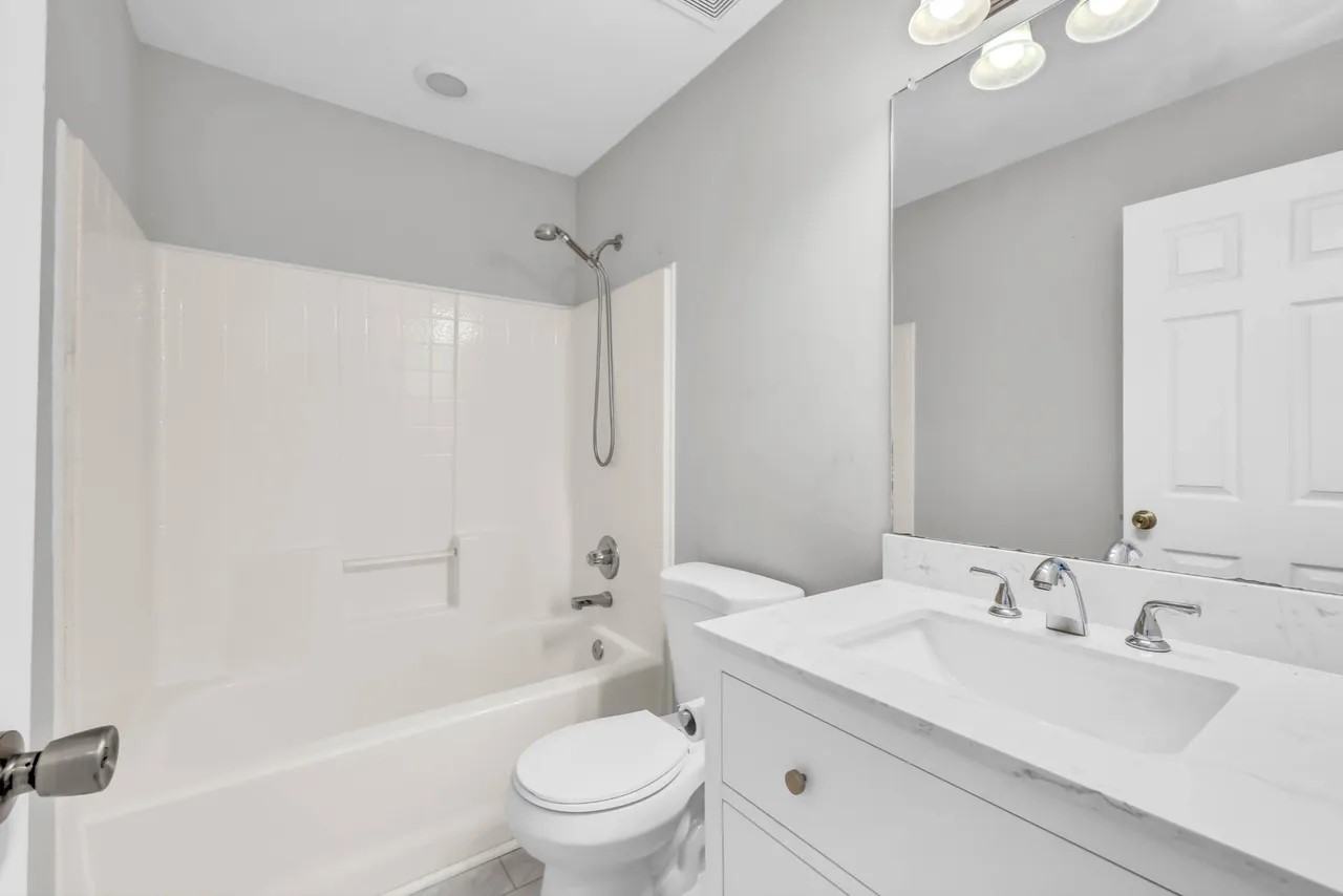 2552 Hattington Dr #NA - Photo 4 of 16