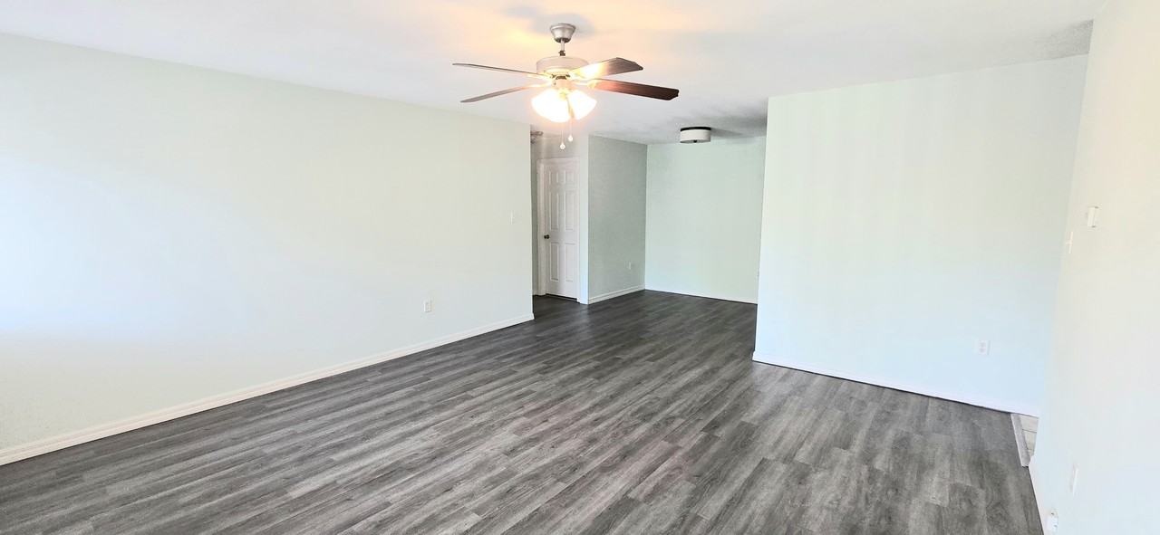 13373 Arbor Pointe Cir #202 - Photo 2 of 20