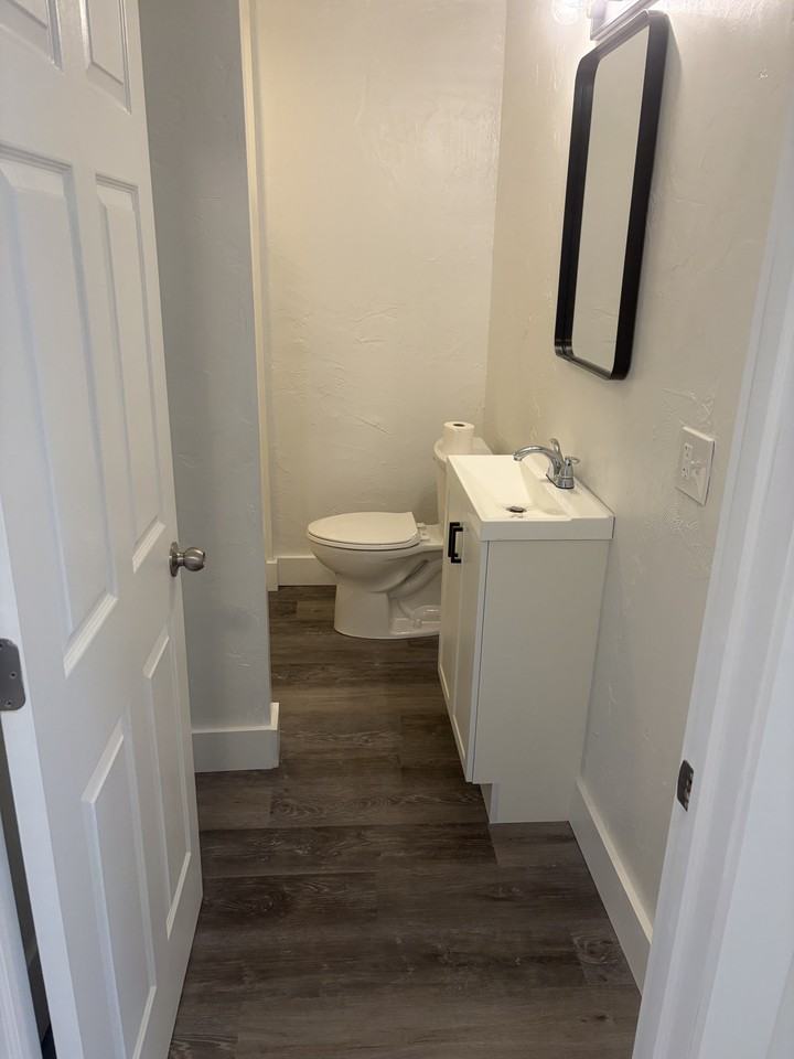 423 Spring Ave #2 - Photo 4 of 4