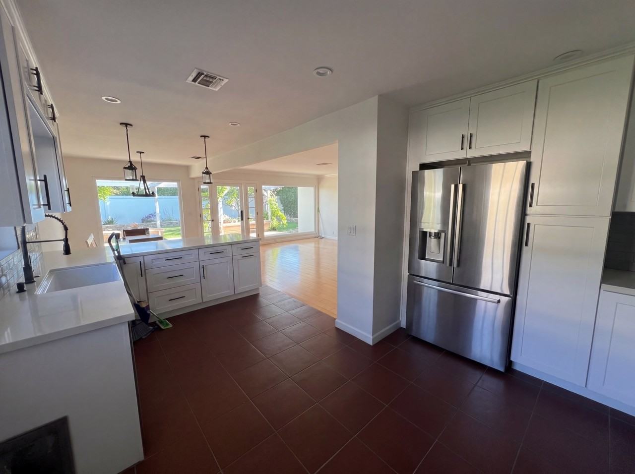 3777 Maple St #NA - Photo 4 of 10
