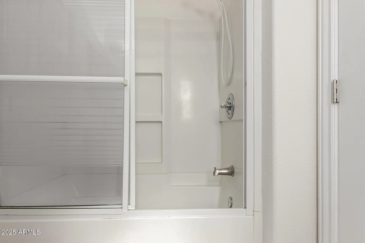 2819 W Louise Dr #NA - Photo 5 of 14