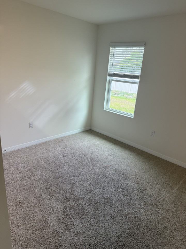 2761 Summerfield St #NA - Photo 6 of 12