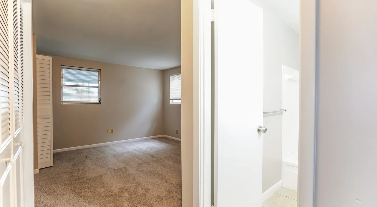 13144 Sw 73rd Avenue Rd #NA - Photo 7 of 11