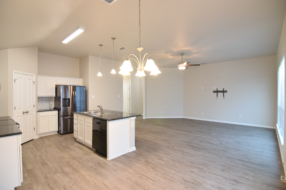 1250 Lakeway Crossing Dr #NA - Photo 7 of 23