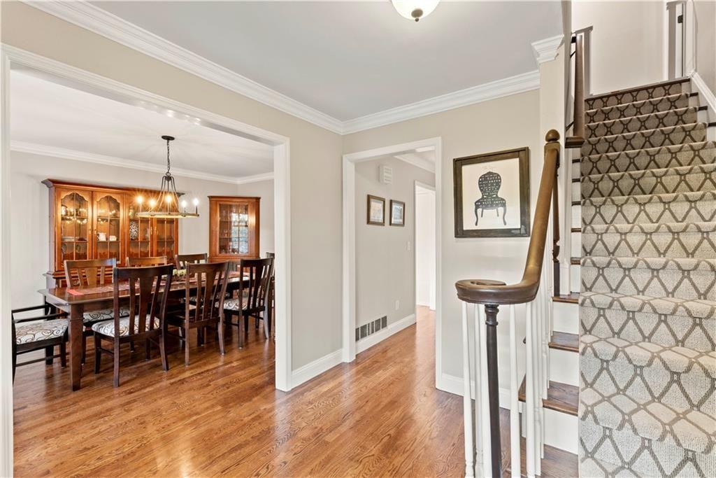4336 Fox Creek Dr #1 - Photo 5 of 37