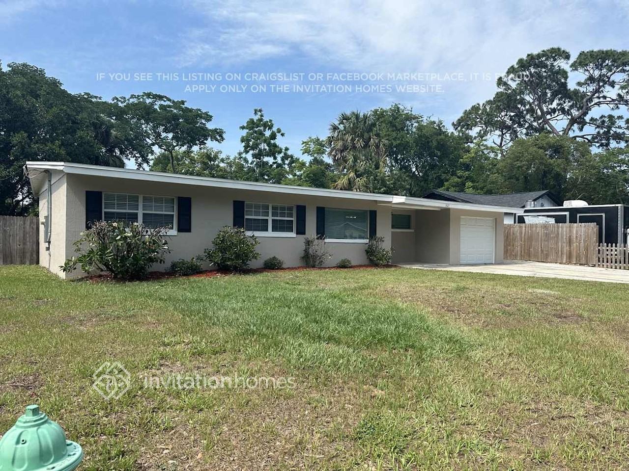 3621 Sutton Dr - Photo 2 of 19