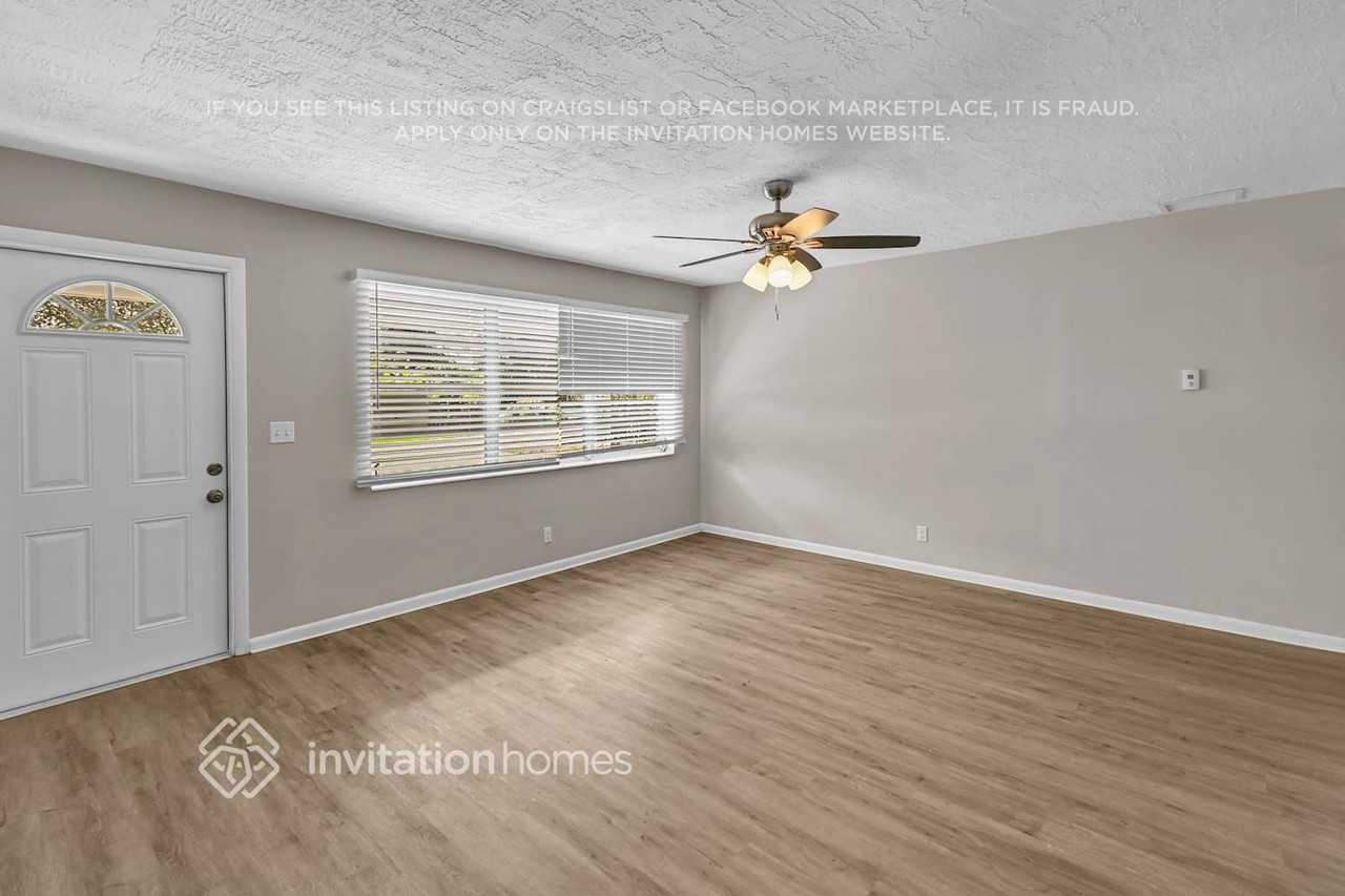 319 Sw 9th Ave - Photo 5 of 26