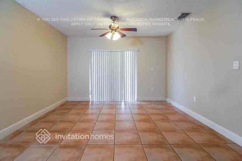 18118 Sw 154th Ct - Photo 6 of 20