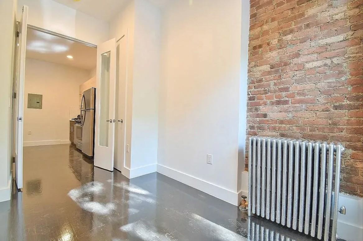 70 Brooklyn Avenue #10 - Photo 2 of 5