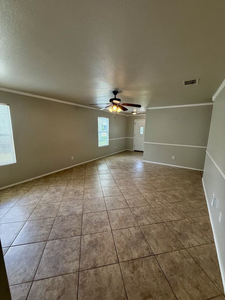 3504 Banda #1 - Photo 5 of 27