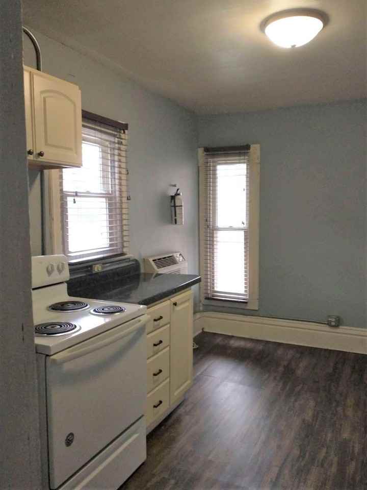 218 South St - Photo 2 of 37