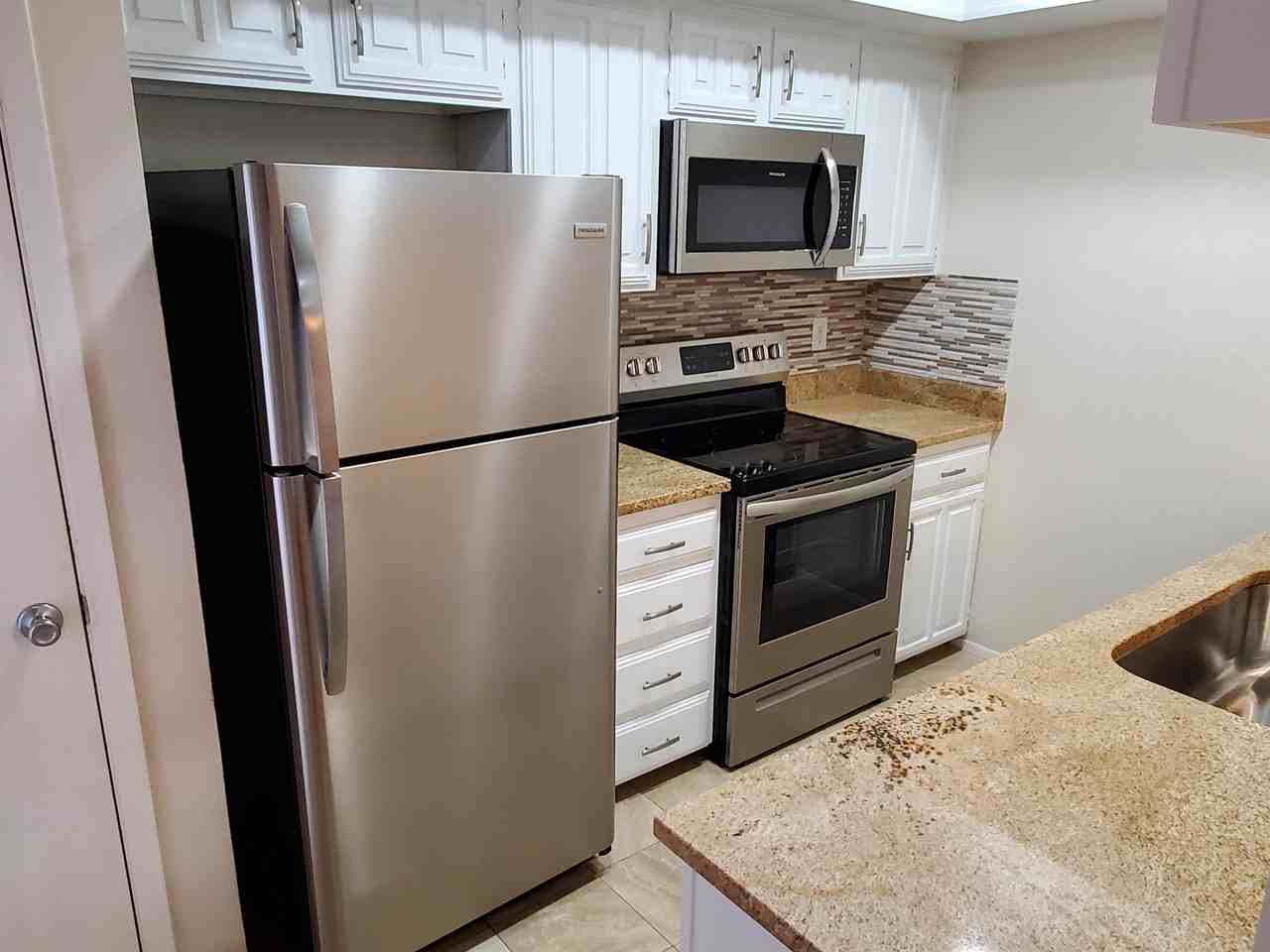 2902 Southern Cross Dr #1 - Photo 6 of 13