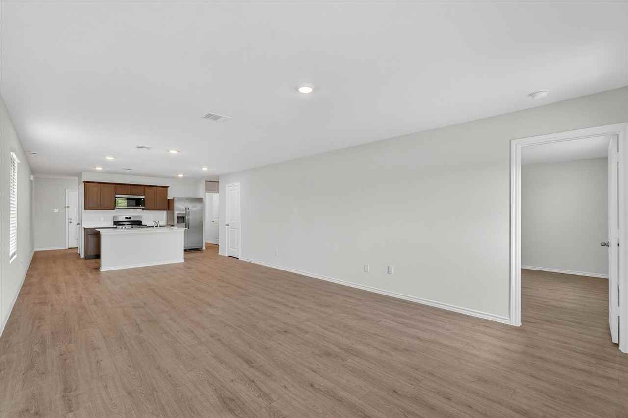 1164 Northfield Dr #1 - Photo 3 of 22